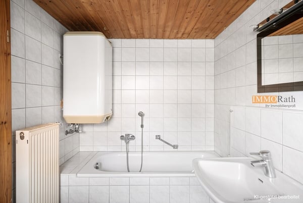 IMMORath.de - 5-Zimmer Doppelhaushälfte mit Innenhof 7