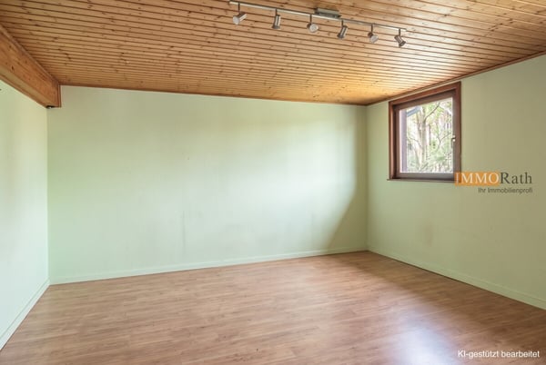 IMMORath.de - 5-Zimmer Doppelhaushälfte mit Innenhof 5