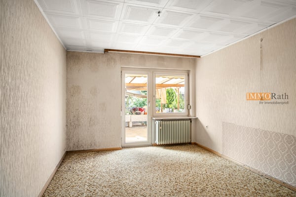 IMMORath.de - Einfamilienhaus mit großzügiger Nutzfläche und Gästezimm 12