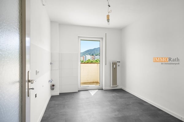 IMMORath.de - Helle 2-Zimmer-Wohnung mit Ausblick in Freiburg 4