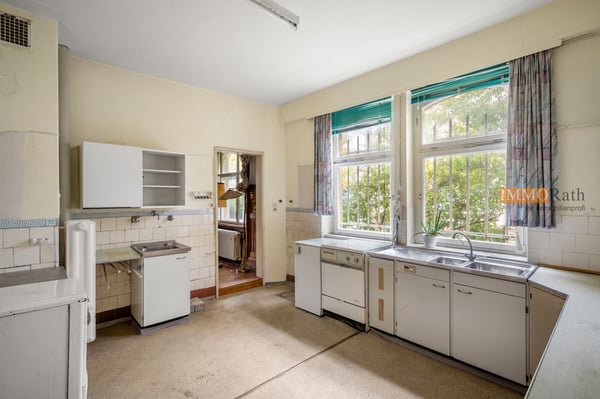 IMMORath.de Herrschaftliches Stadthaus mit einzigartigem Charakter i 7