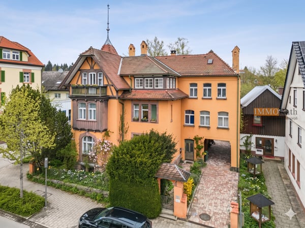 IMMORath.de Herrschaftliches Stadthaus mit einzigartigem Charakter i 2