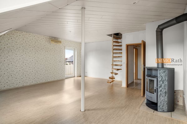 IMMORath.de - Lichtdurchflutete 3-Zimmer-Wohnung mit Balkon und Schwed 3