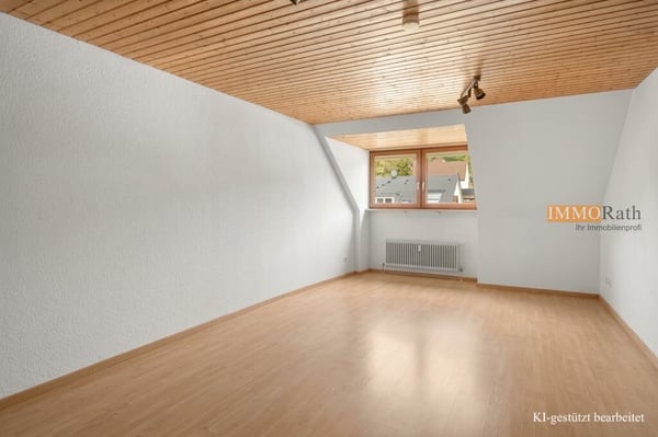 IMMORath.de - Helle 1-Zimmerwohnung im Dachgeschoss 2