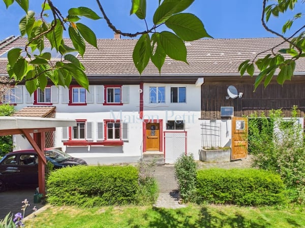 Zwei Gebäude, ein Potential: Wohnhaus fertig, Scheune frei für Rendite!