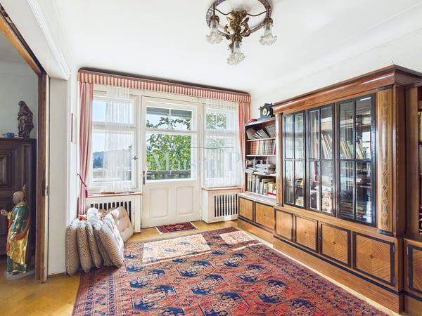 Historische 12.5-Zimmer-Villa mit grandiosem Entwicklungspotential 3