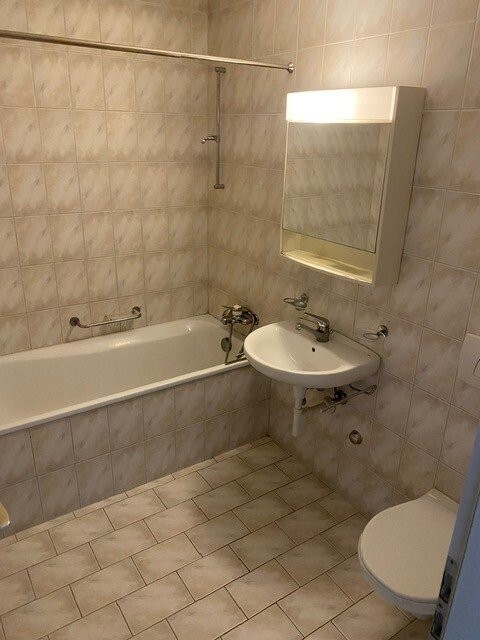 Schöne und aufgefrischte 3-Zimmerwohnung im 2.OG in Biel! 10