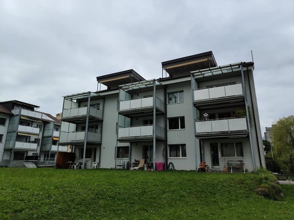 Charmante 2.5-Zimmer-Dachwohnung an ruhiger Lage in Thun 10