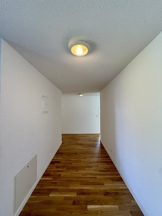 Attraktive 1.5-Zimmerwohnung mit Balkon im 1. Obergeschoss 8