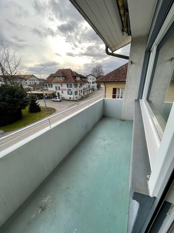 Helle 4.5-Zimmerwohnung mit grosszügigen Räumen und viel Charme 7