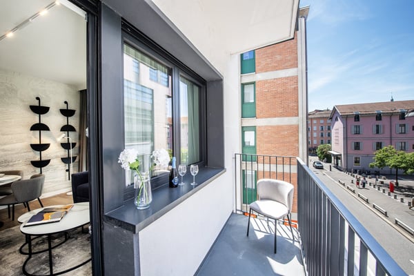 Flexible Rental from 1 Month — Furnished 1.5-Room Apartment with Balcony in Lugano 16