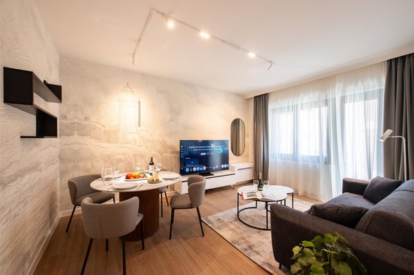 Flexible Rental from 1 Month — Furnished 2.5-Room Apartment with 2 Bathrooms and Balcony in Lugano 5