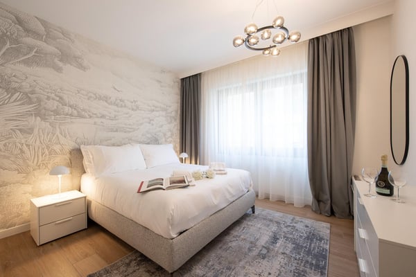 Flexible Rental from 1 Month — Furnished 2.5-Room Apartment with 2 Bathrooms and Balcony in Lugano 2