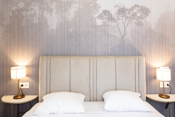 Flexible Rental from 1 Month — Furnished 2.5-Room Apartment in Central Lugano 7