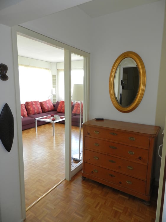 Appartement meublé, 2 chambres proche ONU 3