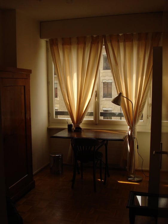 Appartement meublé, 2 chambres proche ONU 6