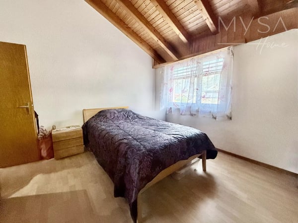 Bel appartement de 4½ pièces situé au dernier étage 9