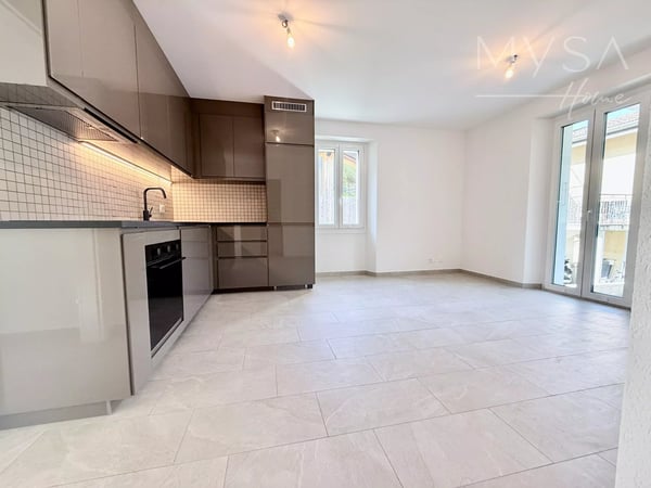 Splendide immeuble rénové avec cachet au coeur du vieux village de Vétroz 3