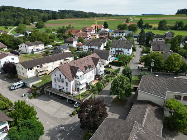 Charmante 2.5-Zimmer-Dachwohnung mit Weitblick 26