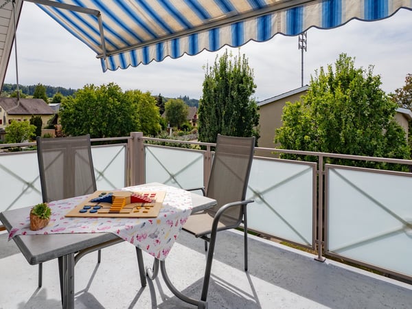 Charmante 2.5-Zimmer-Dachwohnung mit Weitblick 12
