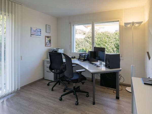 Stilvolles 6.5 Zimmer-Einfamilienhaus mit unverbaubarer Alpensicht 13