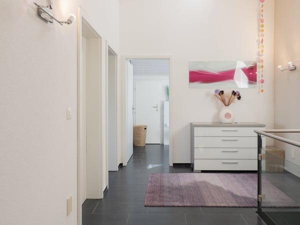 Stilvolles 6.5 Zimmer-Einfamilienhaus mit unverbaubarer Alpensicht 16