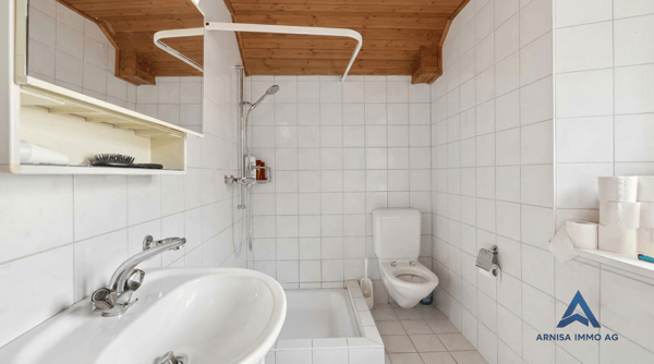 Charmante 4.5-Zimmer-Maisonettewohnung am Dorfplatz in Reigoldswil 13