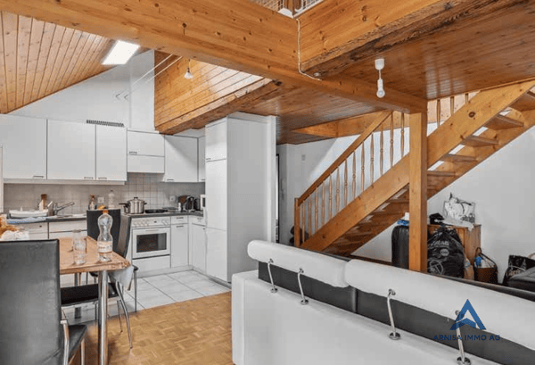 Charmante 4.5-Zimmer-Maisonettewohnung am Dorfplatz in Reigoldswil 5