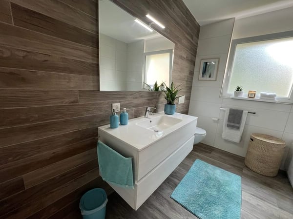 2.5 locali moderno e luminoso con loggia a Claro 6