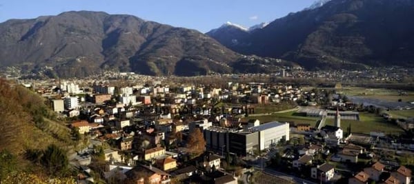 Terreno edificabile R3 con vista aperta a Sementina 1