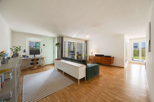 Grosszügige 3.5-Zimmer-Gartenwohnung mit 108 m² , Ruhe, Sonne & Nähe Zürichsee 6