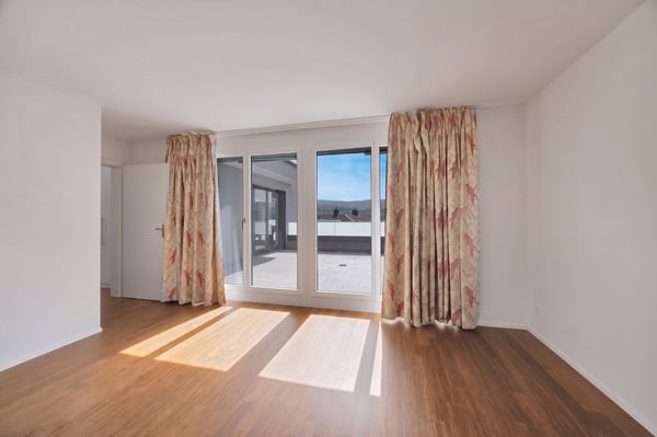 Luxuriöse Attikawohnung mit traumhaftem Zürichseeblick 6