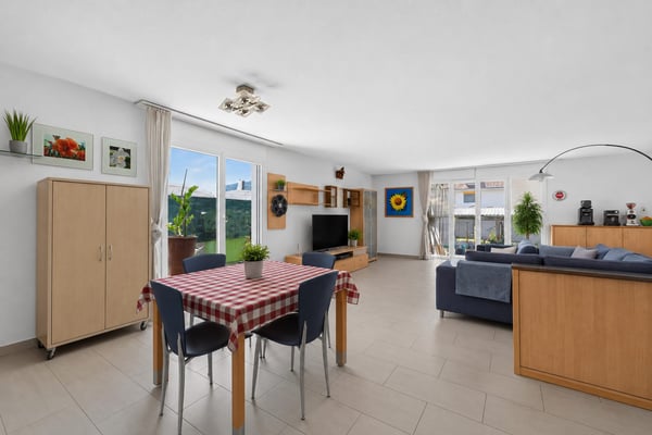 5.5-Zi.-DEFH mit Garten & 2 Garagen in Reinach AG kaufen 7