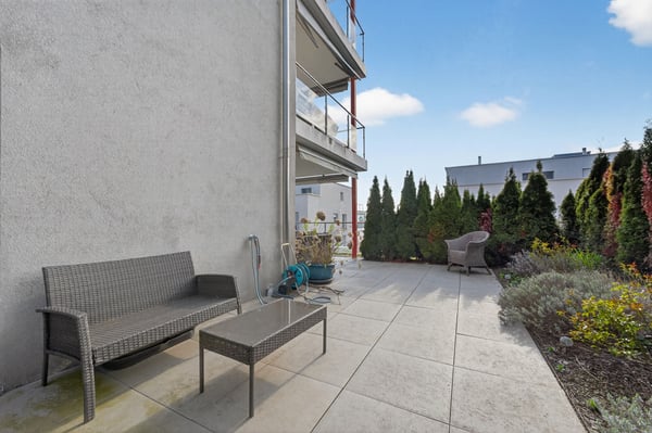 1.5-Zimmer-Gartenwohnung mit Balkon und grosszügigem Gartensitzplatz 8