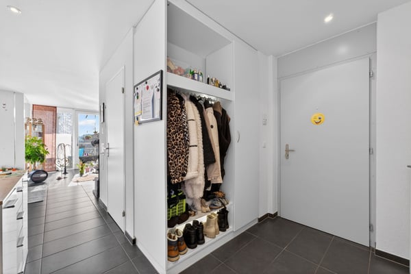 Sonnige 1.5-Zimmer-Gartenwohnung mit Balkon und grossem Gartensitzplatz 5