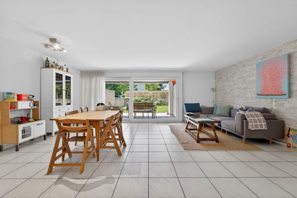 Wohnen wie im Einfamilienhaus - exklusive 1.5-Zimmer-Garten-Maisonette mit sonnigem Privatgarten 2