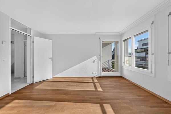 Wohnen wie im Einfamilienhaus - exklusive 5.5-Zimmer-Garten-Maisonette mit sonnigem Privatgarten 8