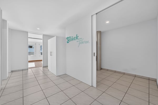 Wohnen wie im Einfamilienhaus - exklusive 5.5-Zimmer-Garten-Maisonette mit sonnigem Privatgarten 5