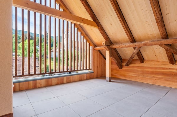 Duplex neuf et meublé —  5.5 pièces (3 chambres + mezzanine) — env. 128 m² + loggia — Courfaivre 4