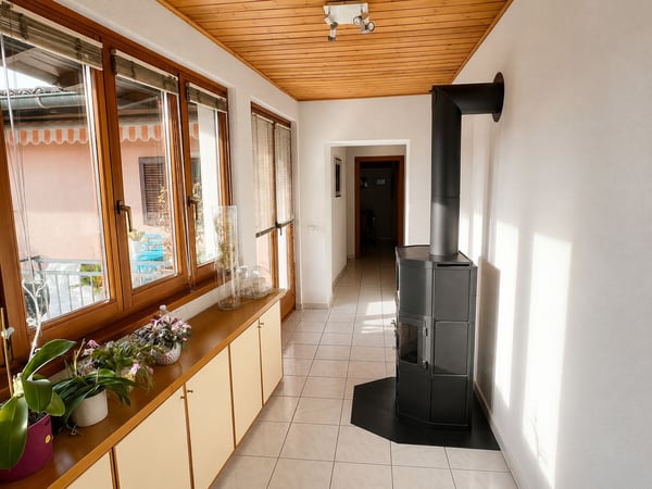 Comoda casa bifamiliare, due appartamenti di 4.5 locali 10