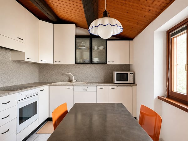 Comoda casa bifamiliare, due appartamenti di 4.5 locali 4