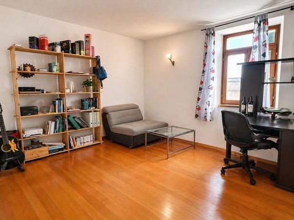 Stabile residenziale-commerciale con grande potenziale di sviluppo 11