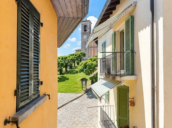 Stabile residenziale-commerciale con grande potenziale di sviluppo 10