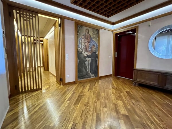 Grande ed elegante villa con terreno edificabile 10