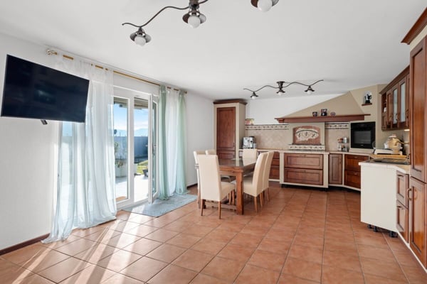 Casa gemella uni-bifamiliare con giardino e vista 21