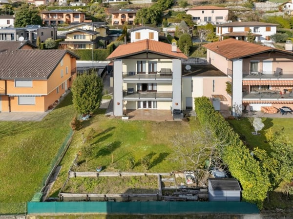Casa gemella uni-bifamiliare con giardino e vista 30