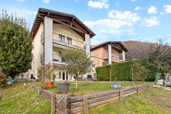 Casa gemella uni-bifamiliare con giardino e vista 29