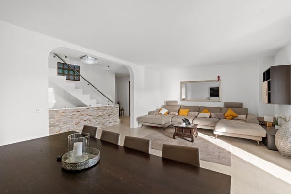 Casa gemella uni-bifamiliare con giardino e vista 5