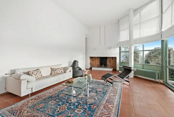 Splendida villa con ampio giardino e vista 7