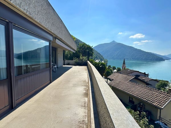 Interessante appartamento di 5.5 locali con grande terrazza e splendida vista lago 4
